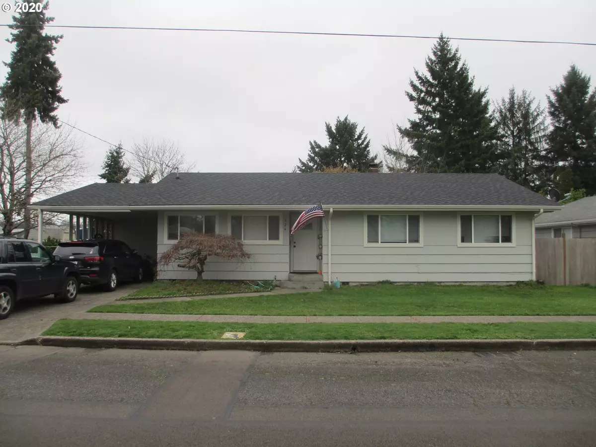 Stayton, OR 97383,924 N DOUGLAS AVE