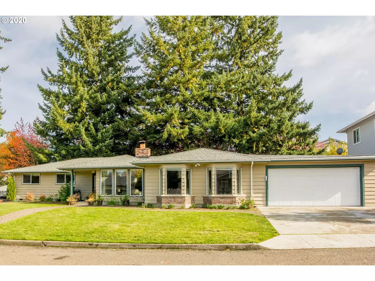 Woodburn, OR 97071,910 GATCH ST