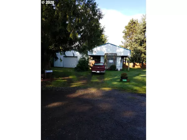 52693 ROUNDHOUSE LN, Scappoose, OR 97056