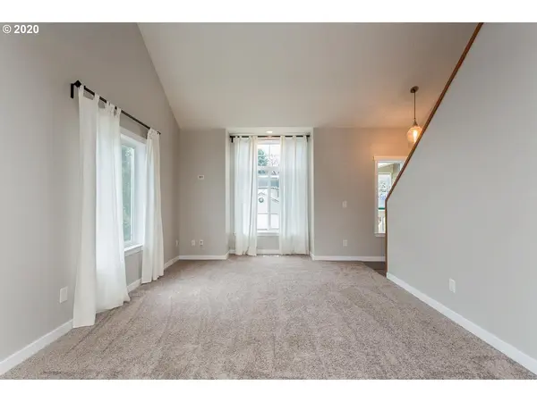 15035 SE PINEGROVE LOOP, Clackamas, OR 97015