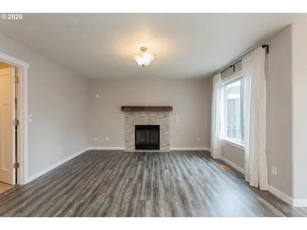 15035 SE PINEGROVE LOOP, Clackamas, OR 97015