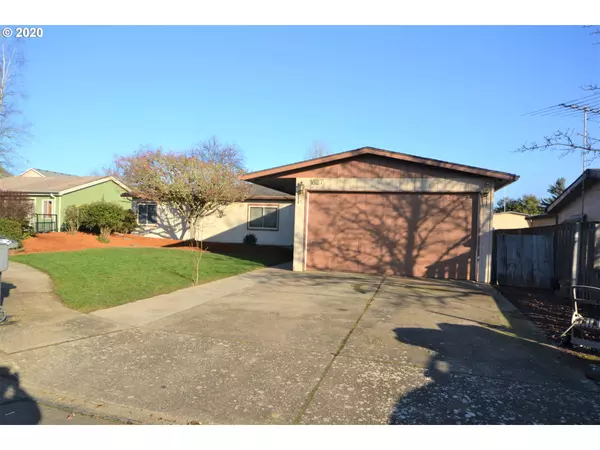 Mc Minnville, OR 97128,1627 NW MADRONA CT