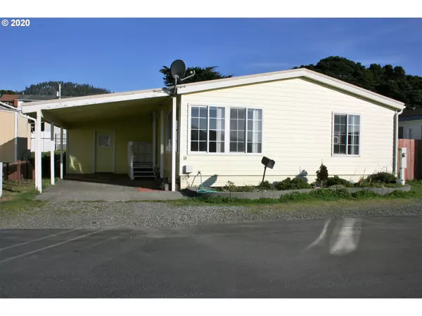 94120 STRAHAN ST #50, Gold Beach, OR 97444