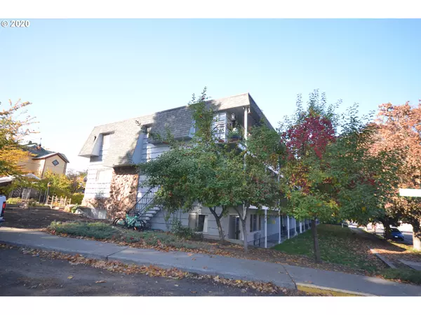 The Dalles, OR 97058,900 COURT ST