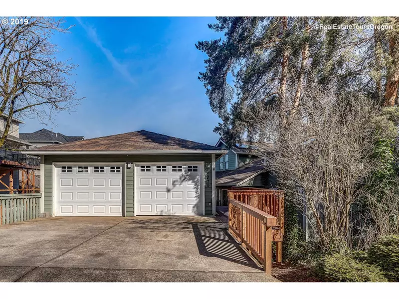 2679 GLORIA DR, West Linn, OR 97068