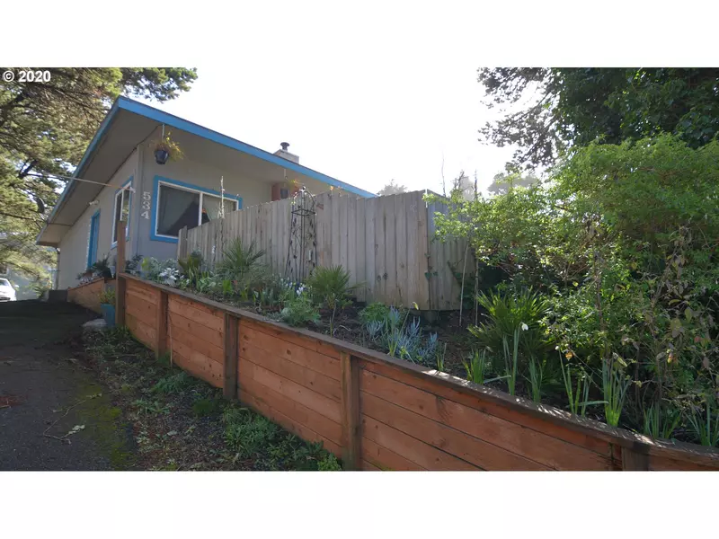 534 SE INLET AVE, Lincoln City, OR 97367