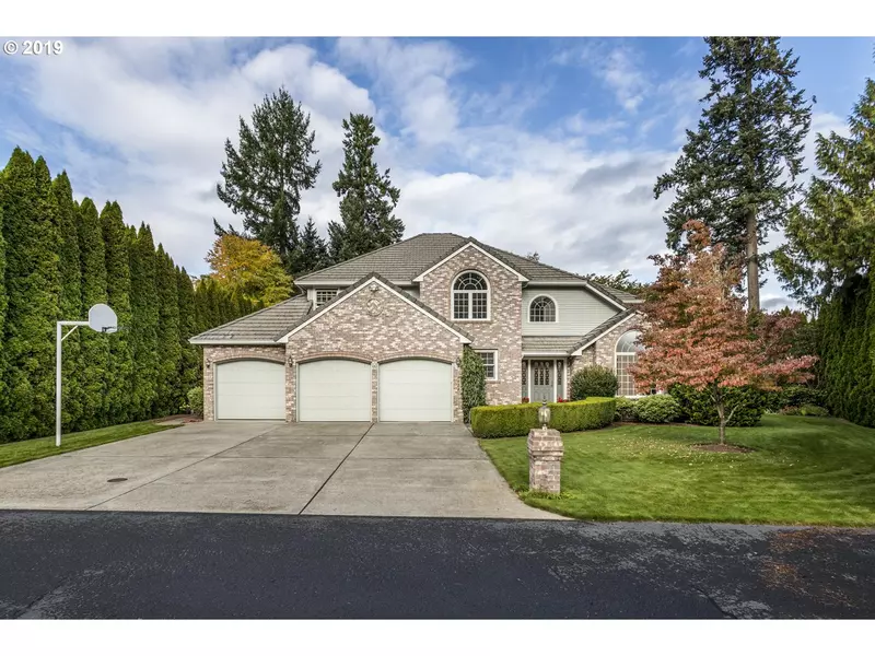 1924 NE 19TH AVE, Canby, OR 97013