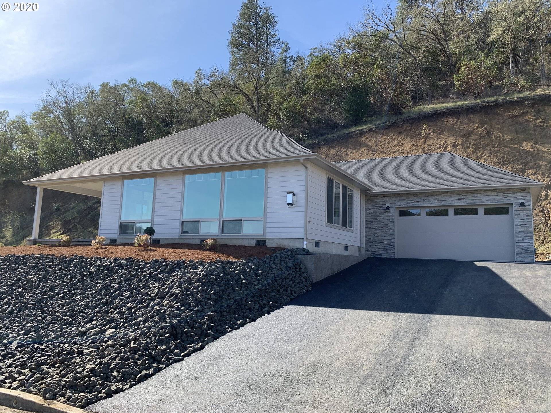 Roseburg, OR 97470,1120 NE ROCKY DR