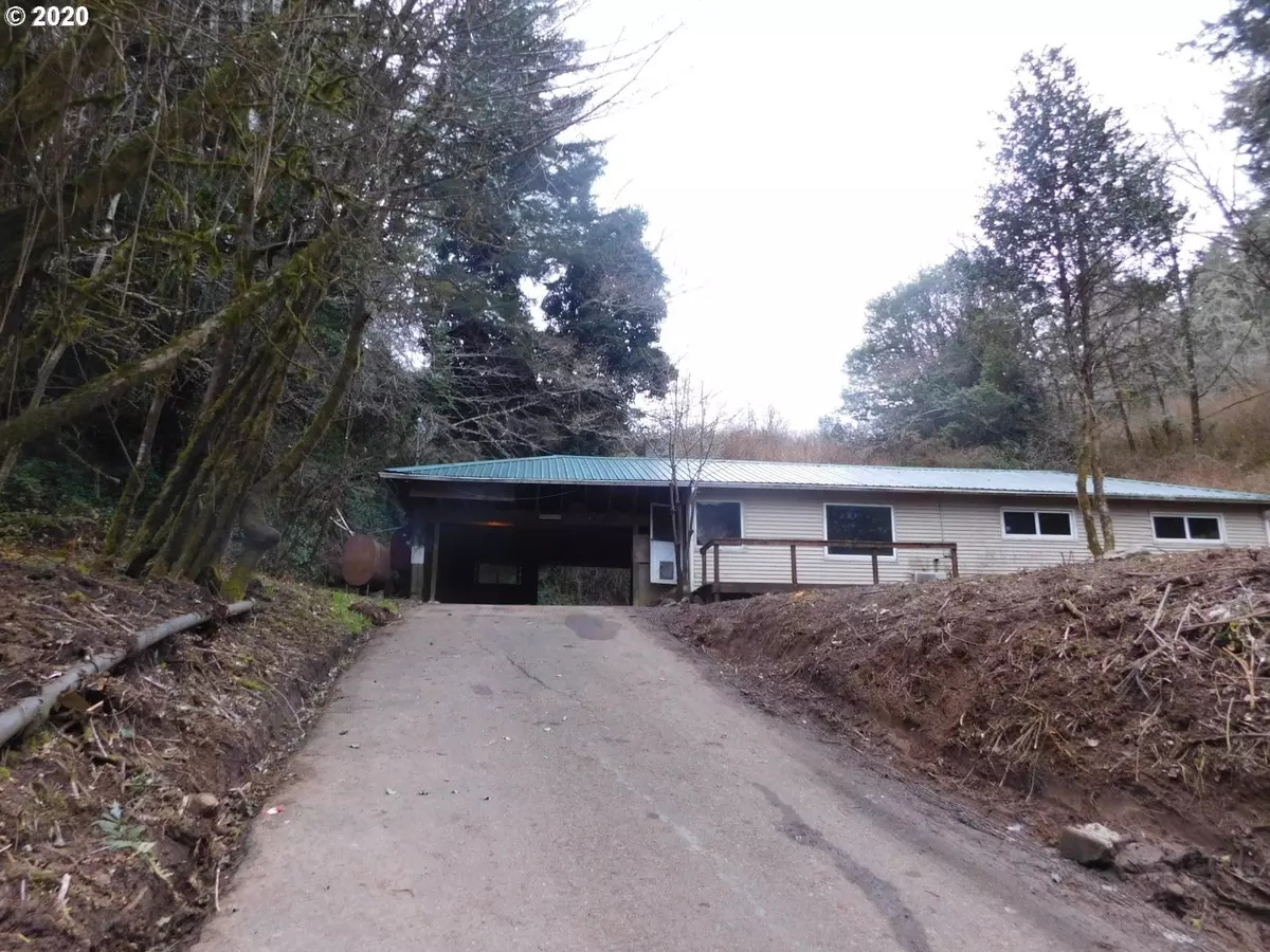 North Bend, OR 97459,94330 WILLANCH LN