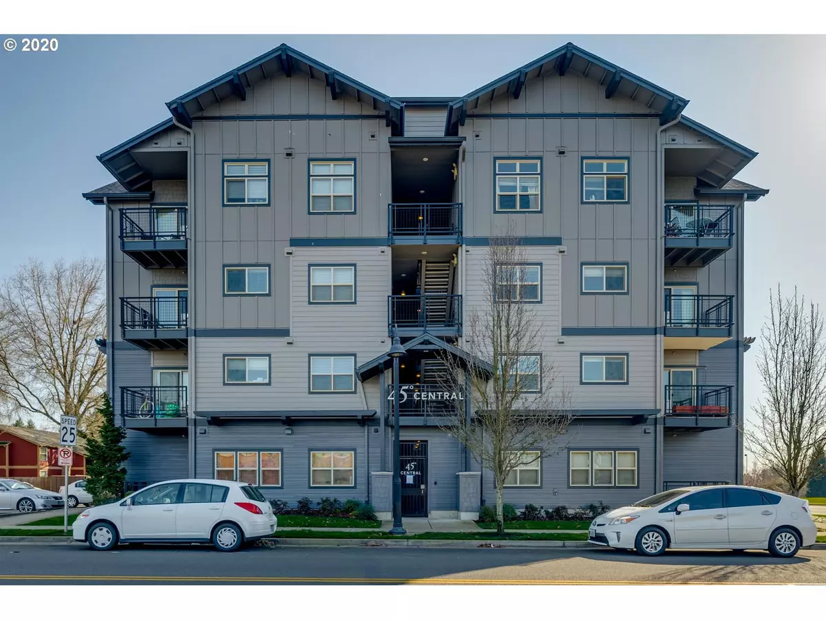 Beaverton, OR 97005,13905 SW MERIDIAN ST #208