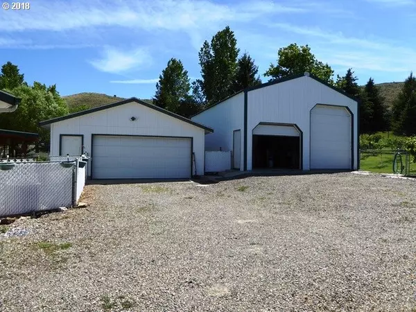 Baker City, OR 97814,35 FOOTHILL DR