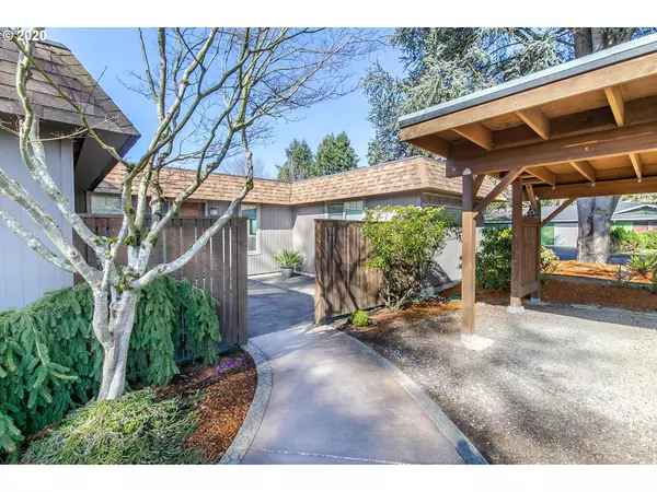 Eugene, OR 97401,376 VAN DUYN ST