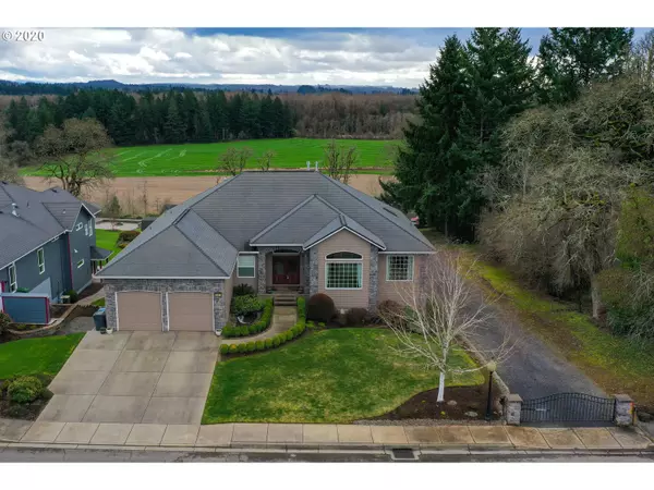 2432 E PINE ST, Stayton, OR 97383