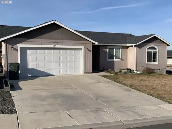 Stanfield, OR 97875,120 TEAL CT