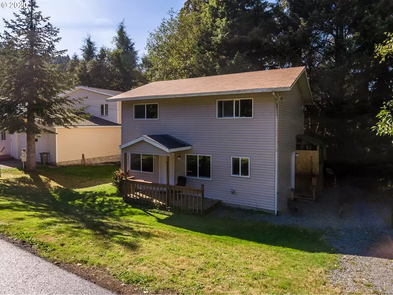 241 QUADRANT ST, Rockaway Beach, OR 97136