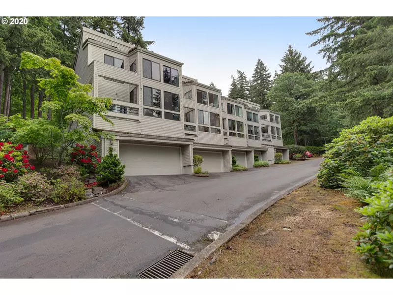 4386 THUNDER VISTA LN, Lake Oswego, OR 97035