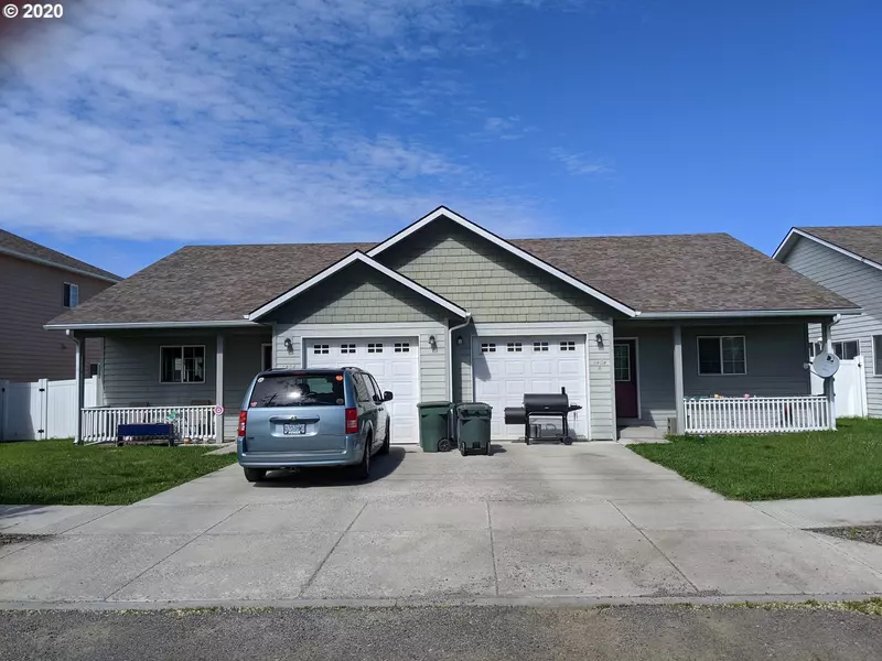 1404 HALL ST, La Grande, OR 97850