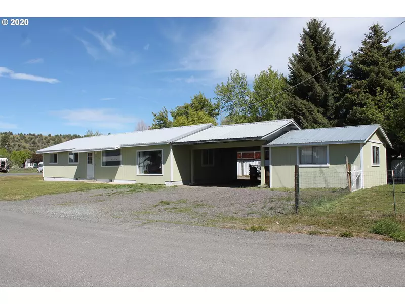 224 W WILLIAMS ST, Prairie City, OR 97869