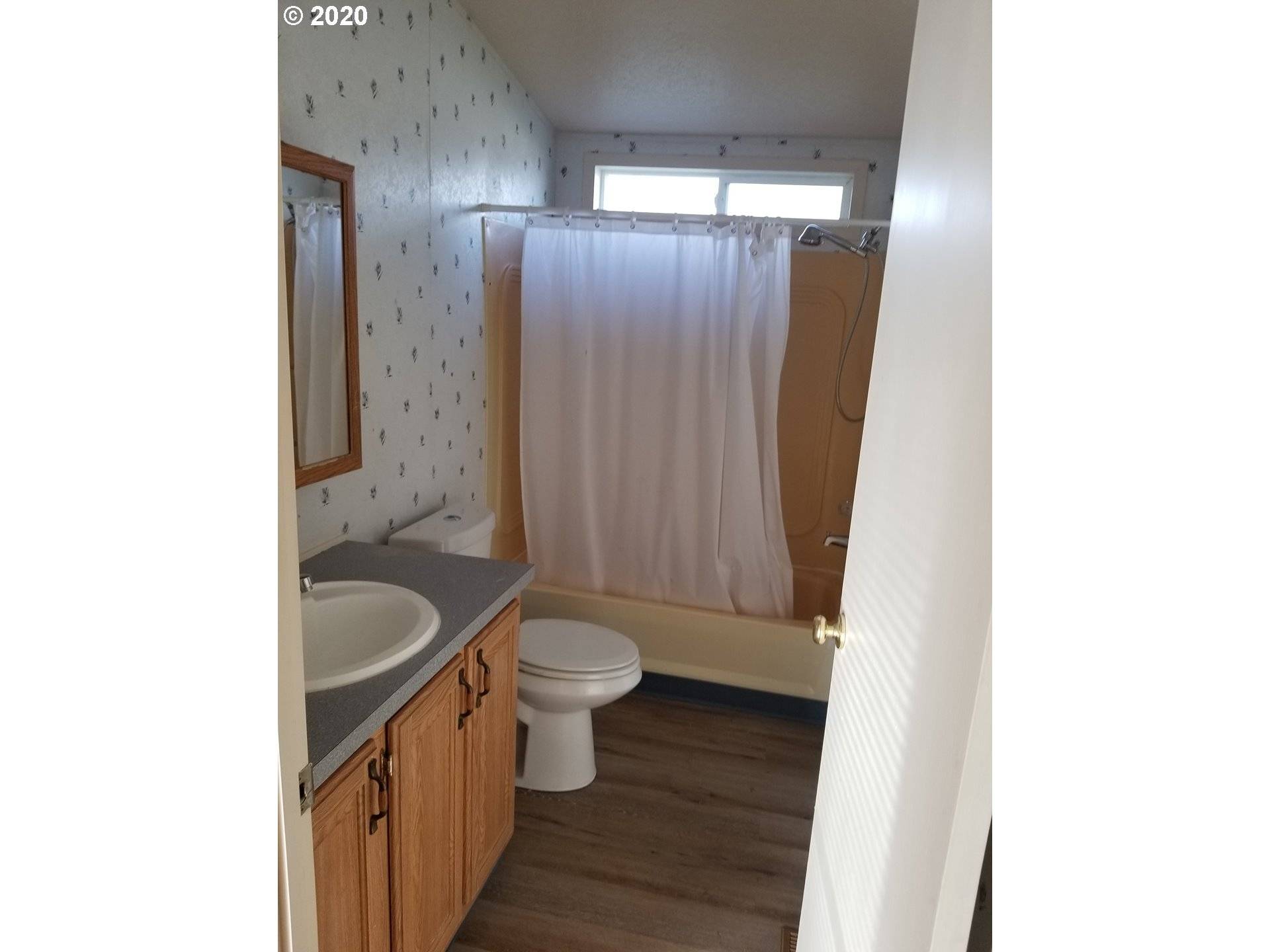St Helens, OR 97051,2154 Oregon ST #21