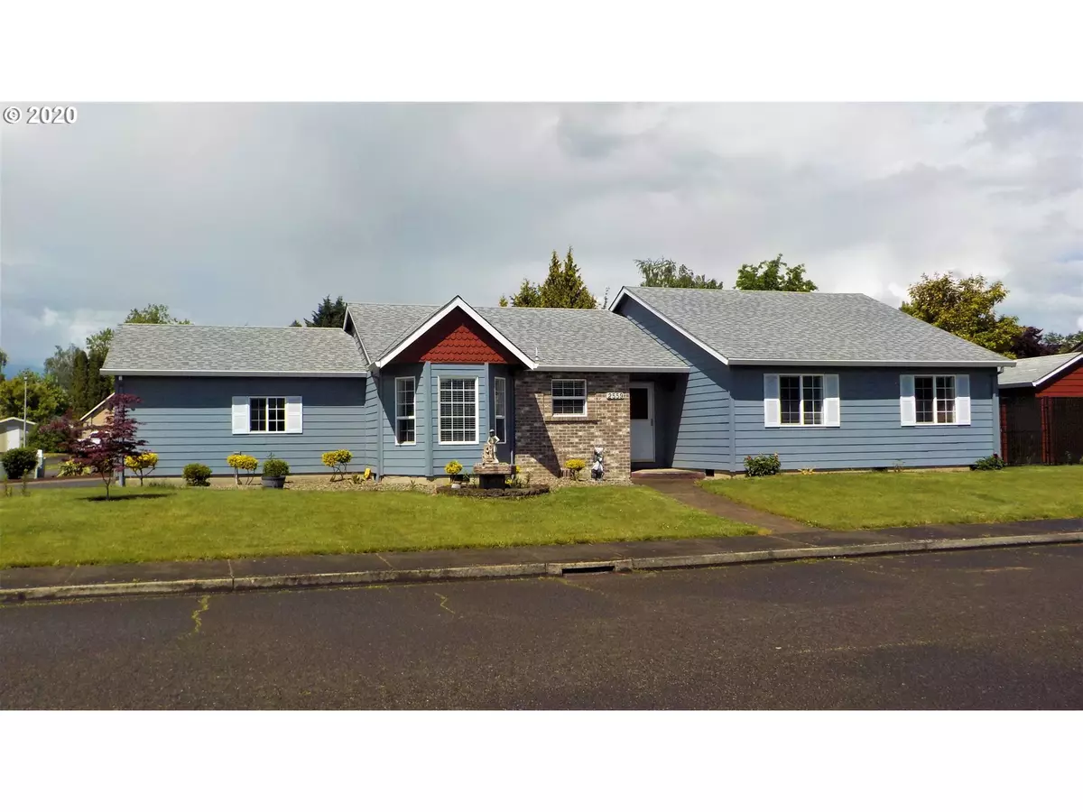 Mc Minnville, OR 97128,2559 NE AARON DR