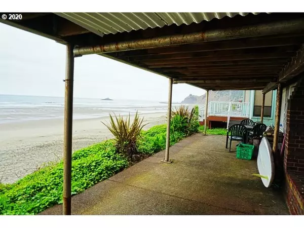 Lincoln City, OR 97367,7025 NW LOGAN RD