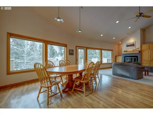 Sunriver, OR 97707,11 FOURSOME LN