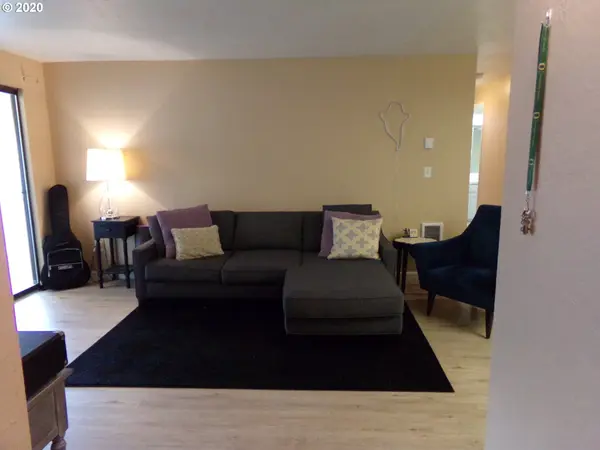 650 HARLOW RD #153, Springfield, OR 97477