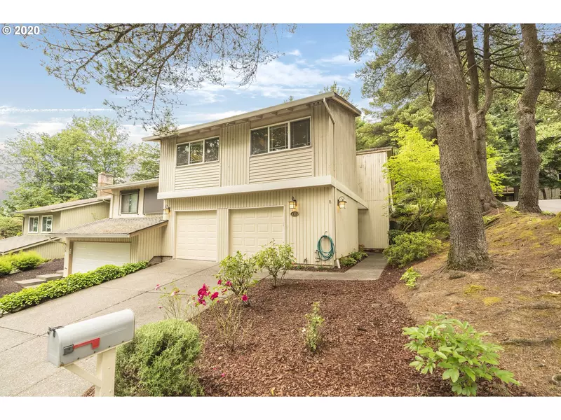 111 TOUCHSTONE TER, Lake Oswego, OR 97035