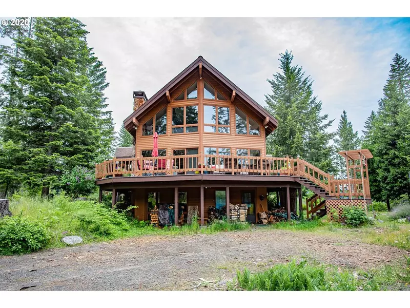 204 MT ADAMS RD, Trout Lake, WA 98650