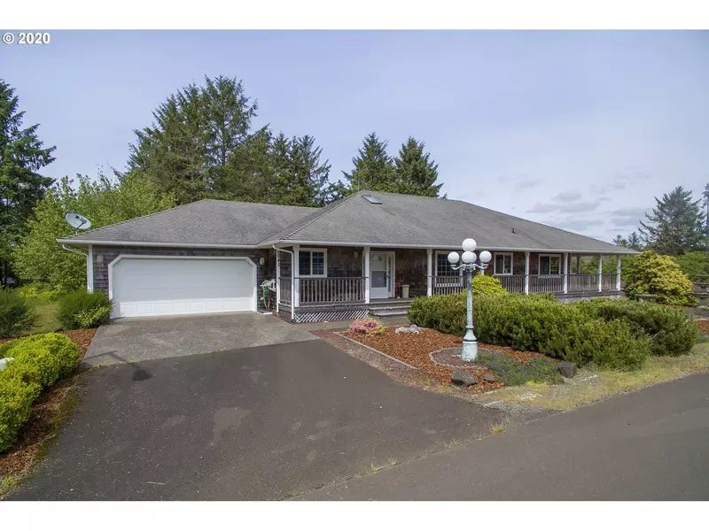 1045 Summit AVE, Gearhart, OR 97138