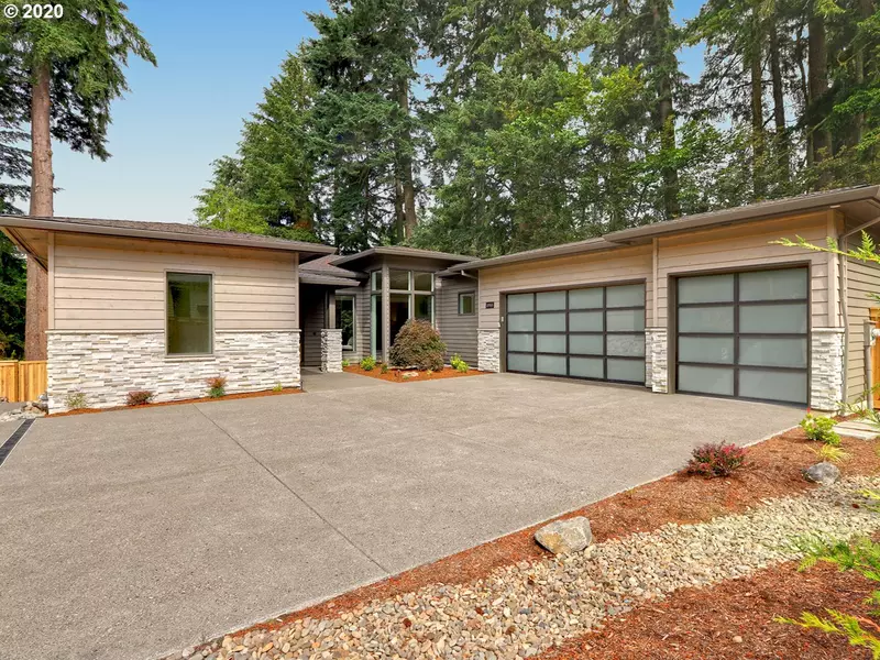 18965 Pilkington RD, Lake Oswego, OR 97034