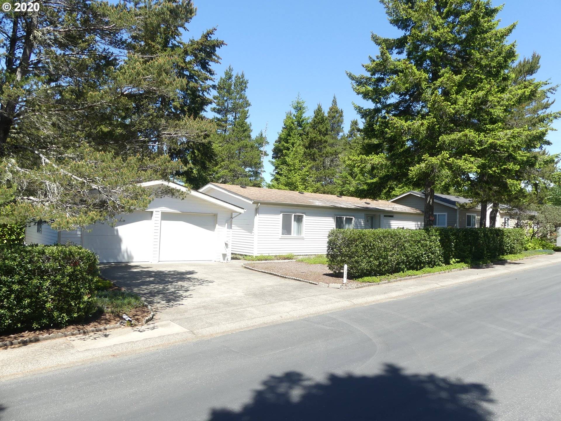 324 JONATHAN LN, Florence, OR 97439