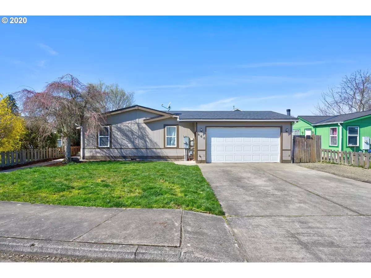 Molalla, OR 97038,660 ZEPHER WAY