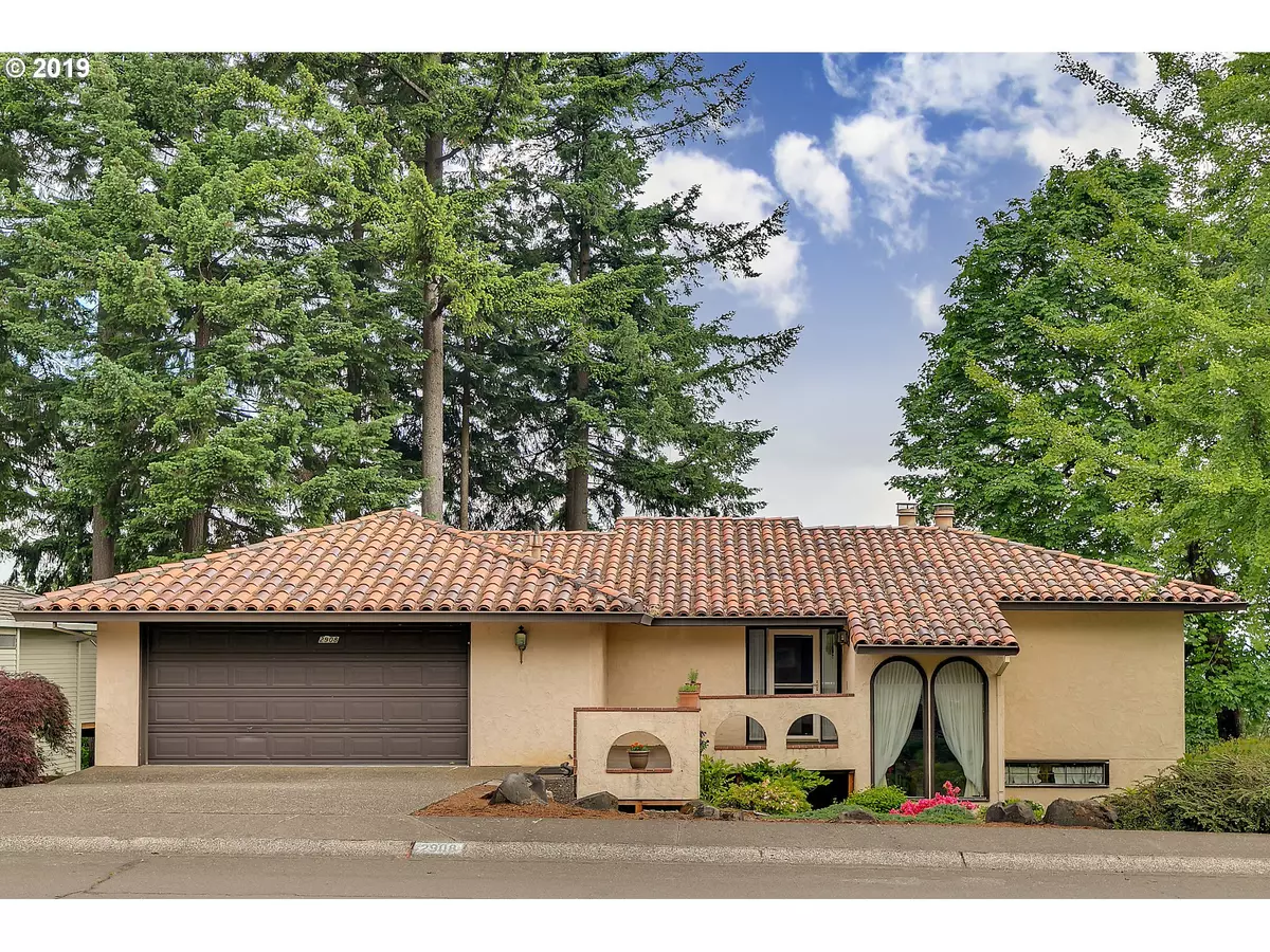 West Linn, OR 97068,2908 BLUEGRASS WAY