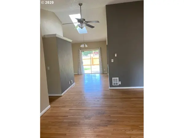 5494 A ST, Springfield, OR 97478