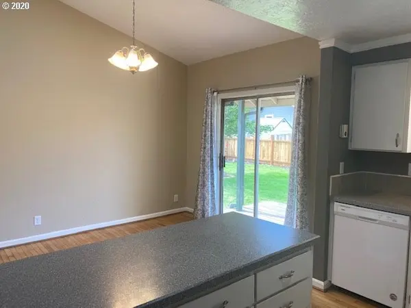 5494 A ST, Springfield, OR 97478