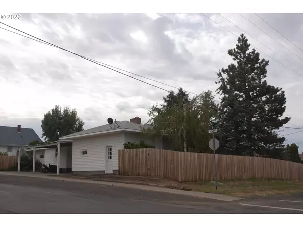 Condon, OR 97823,304 S WARD ST