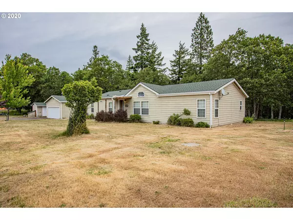 2169 STATE RD, Mosier, OR 97040