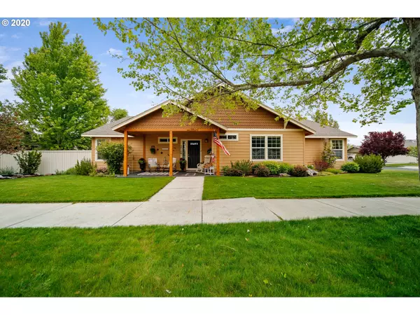 Prineville, OR 97754,713 NE SANDSTONE CT