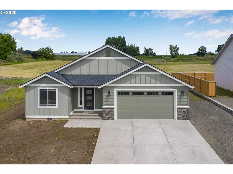 855 REAGAN ST, Mt Angel, OR 97362