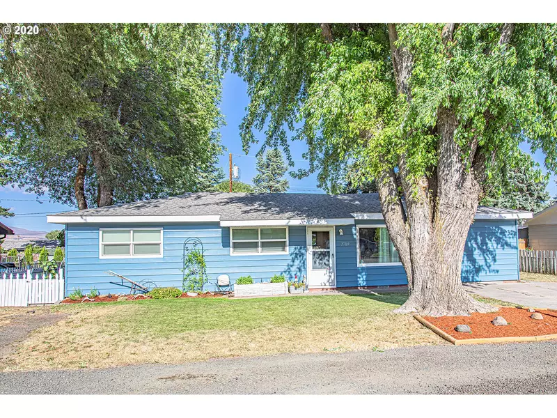 3719 W 8TH, The Dalles, OR 97058