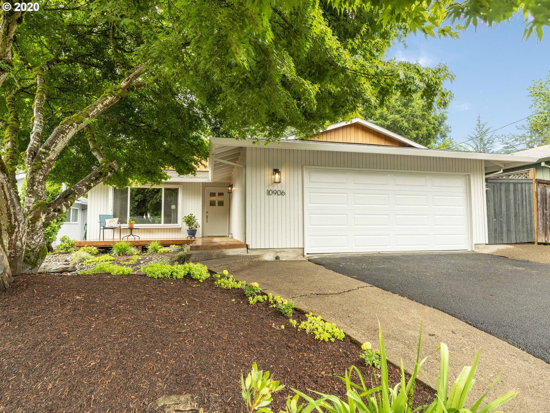 10906 SW 65TH AVE, Portland, OR 97219
