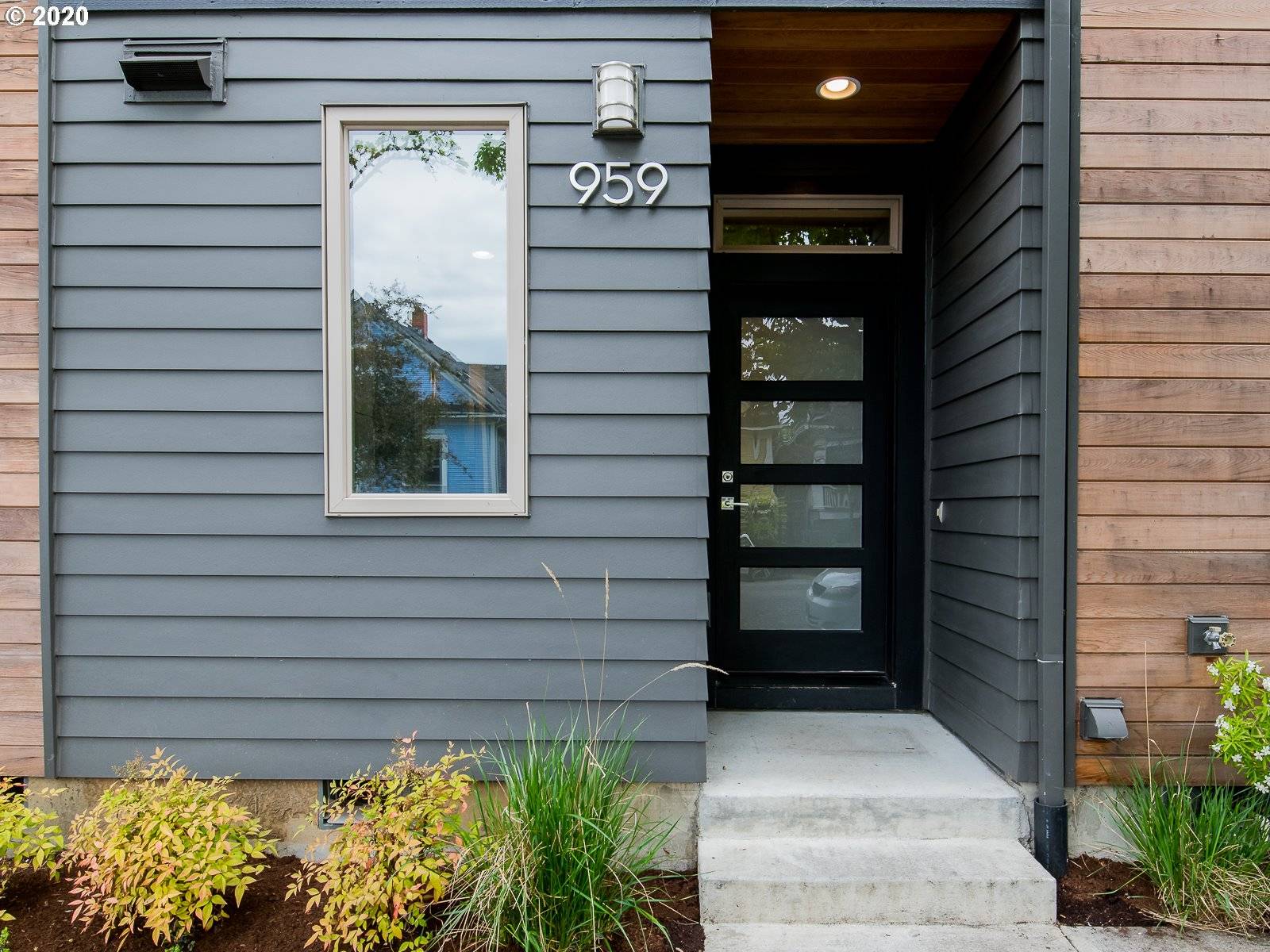 959 N KILLINGSWORTH CT, Portland, OR 97217