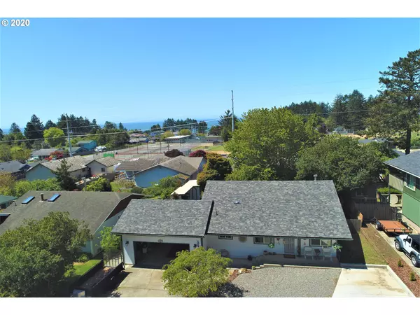 Brookings, OR 97415,845 MIDLAND WAY