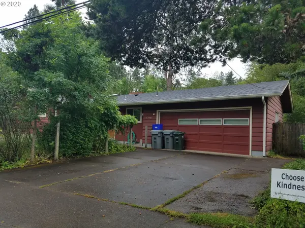 4340 W AMAZON DR, Eugene, OR 97405