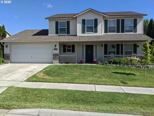 Hermiston, OR 97838,619 NE DAKOTA CT