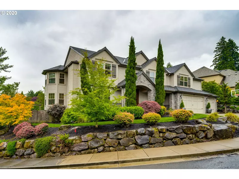 18253 SIENA DR, Lake Oswego, OR 97034