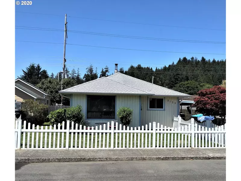 2125 FIR AVE, Reedsport, OR 97467