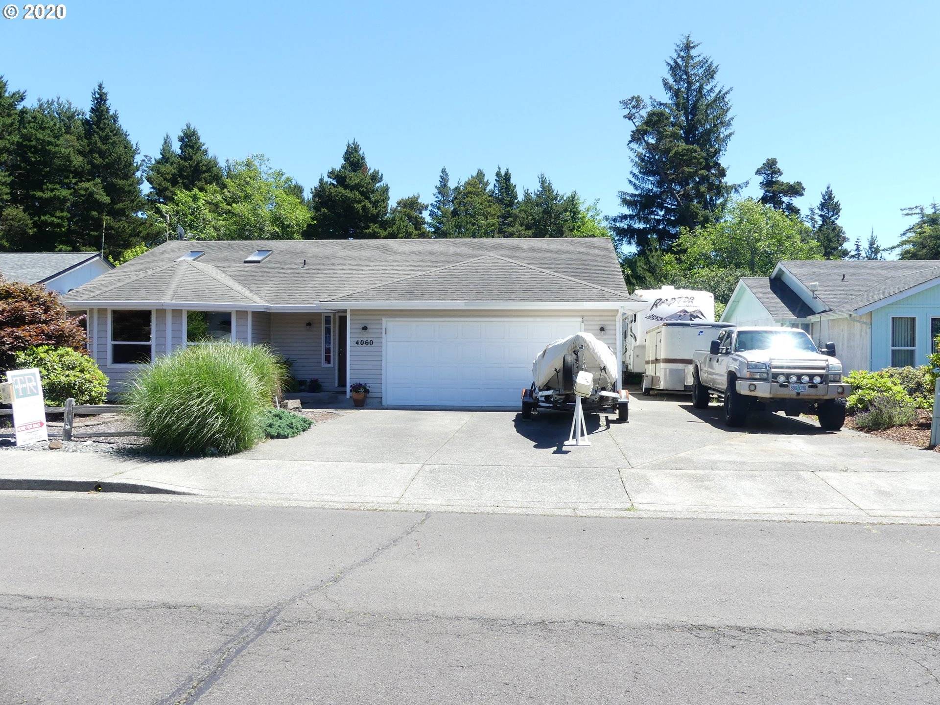 Florence, OR 97439,4060 MUNSEL CREEK DR