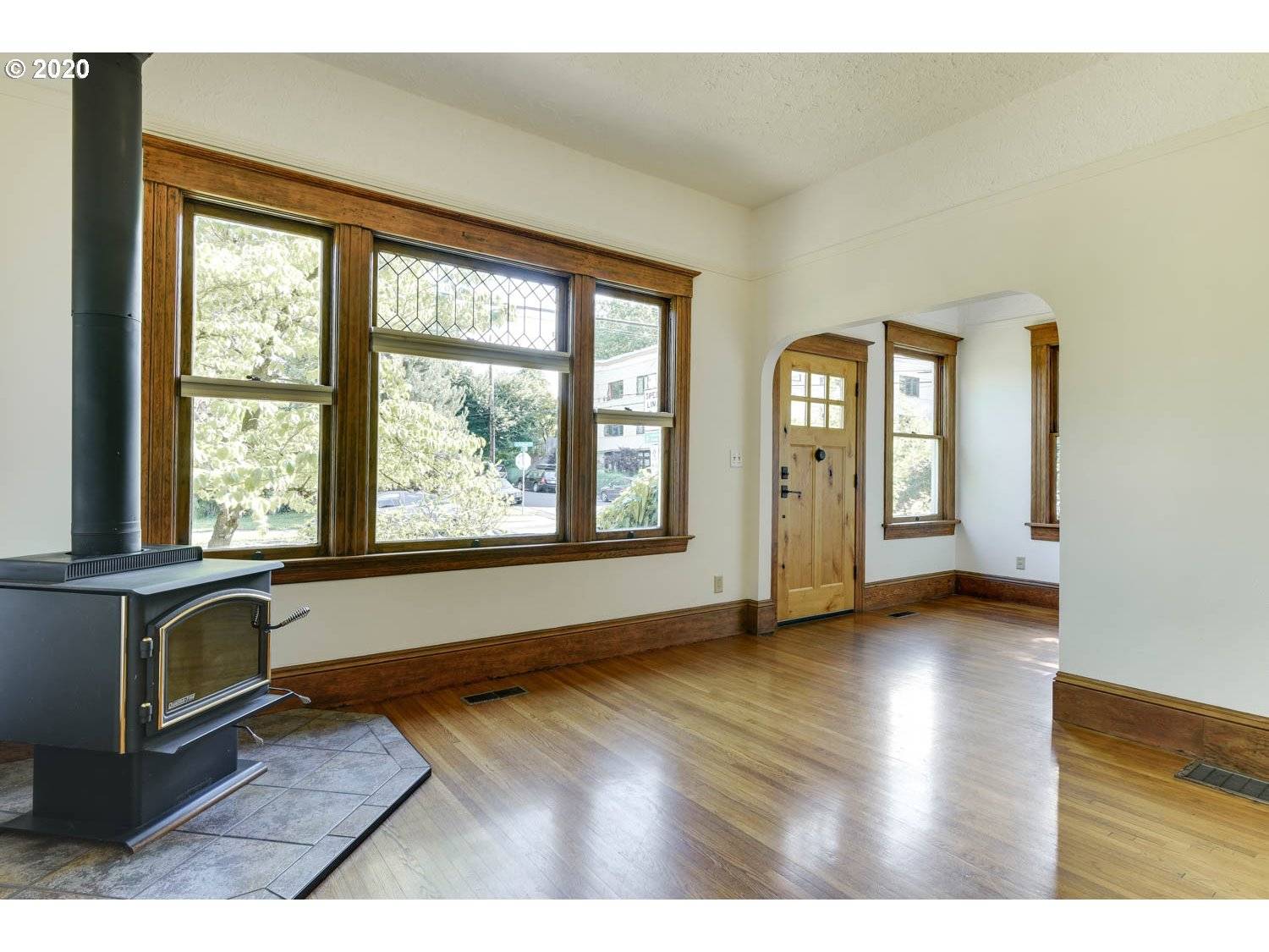 Portland, OR 97202,2636 SE CLINTON ST
